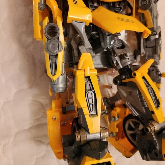 2009 Transformers Revenge Of The Fallen Ultimate Bumble Bee Bumblebee 13” Camaro - Picture 10 of 15